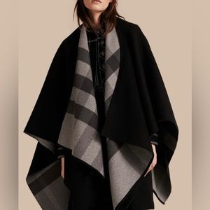 Burberry Black/grey Wool Cape NEW